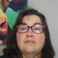 Author Lucia Kuhl portrait